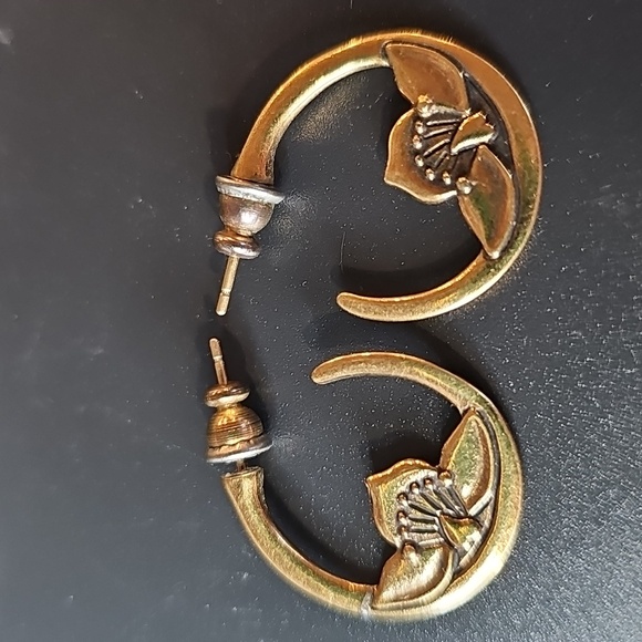 Laurel Burch Jewelry - Laurel Burch Lotus Post Earrings Gold Tone